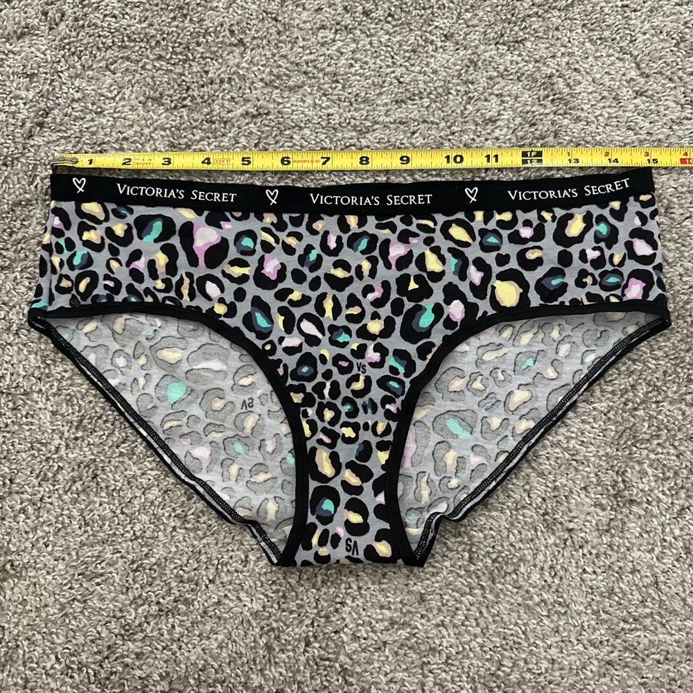 Victoria’s Secret Leopard Print Multicolor Hiphugger panty - Picture 6 of 6